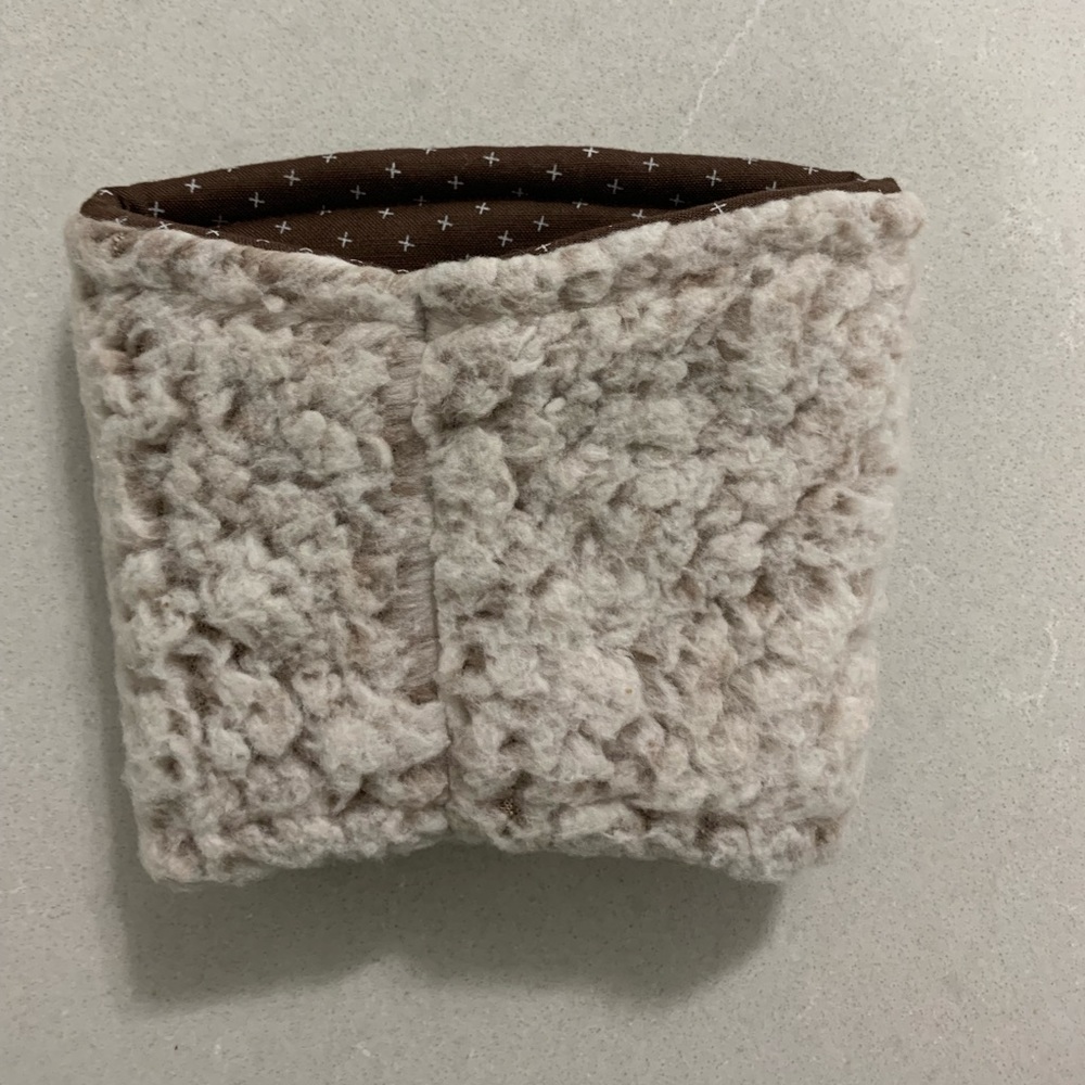 Sherpa Coffee cup cozy